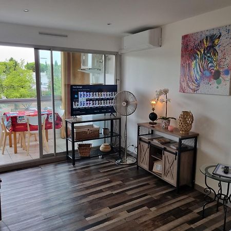 Superbe T2 Tout Confort 3 Etoiles, Entierement Renove Avec Piscine, Parking, Clim, Wifi, Netflix La Grande Motte Exterior foto